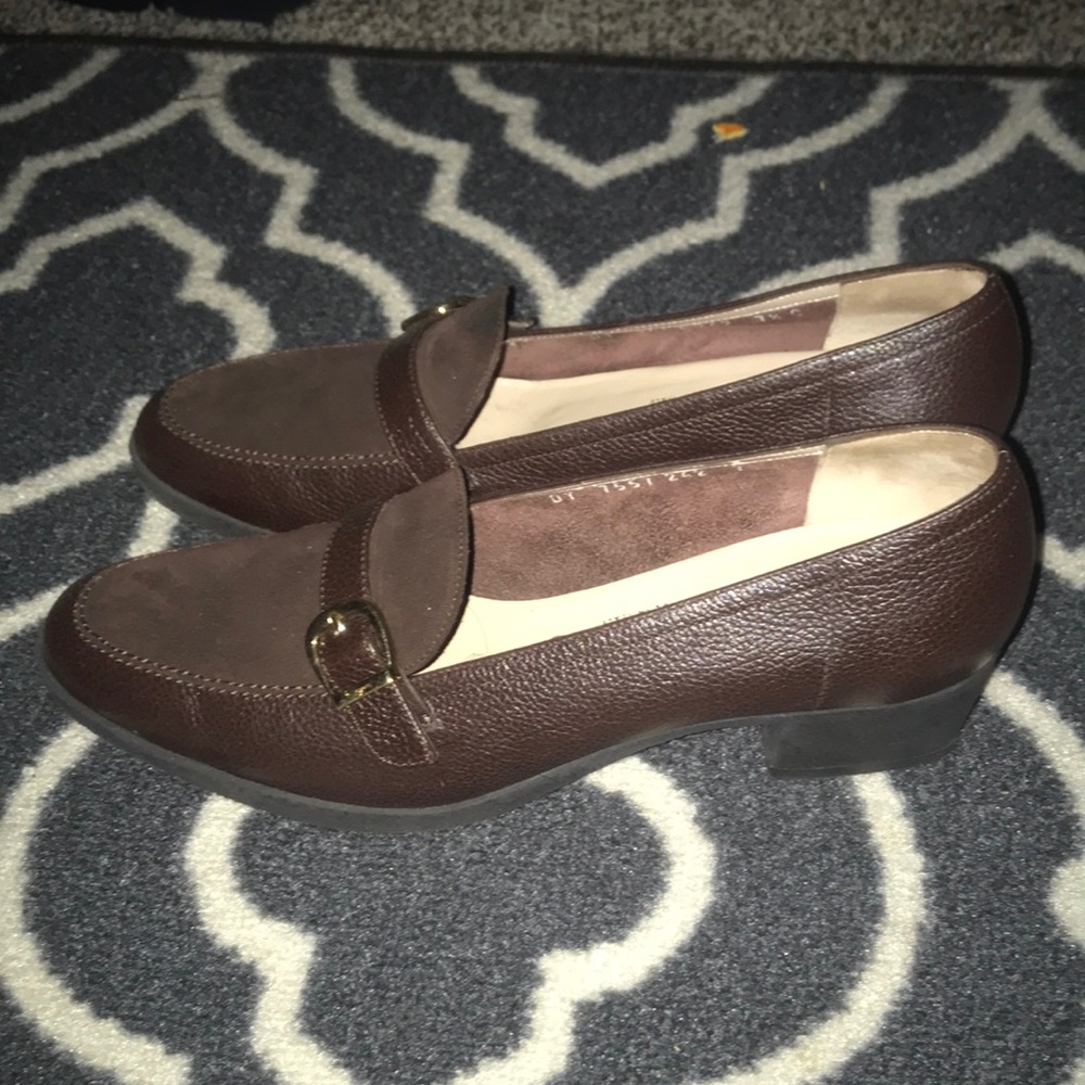 Shoes - Picture 3 of 3